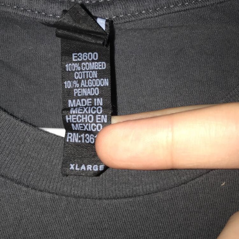 Shawn Mendes “Roses” from Illuminate Shirt